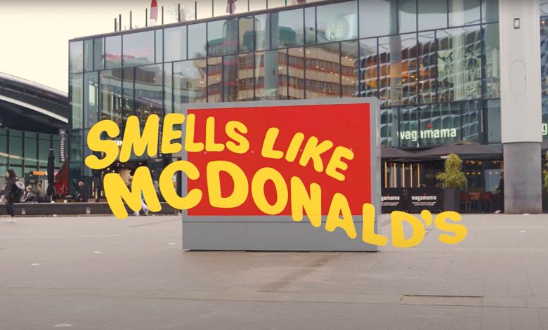 Valla de Publicidad con olor a McDonald's
