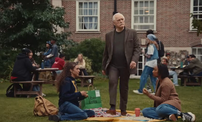 Anuncio de Uber Eats | Brian Cox goes to college